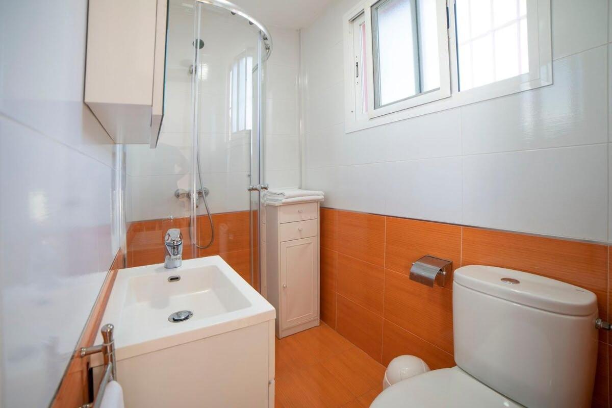 Bonito Apartamento Con Terraza - Pedregalejo Playa Malaga Ngoại thất bức ảnh